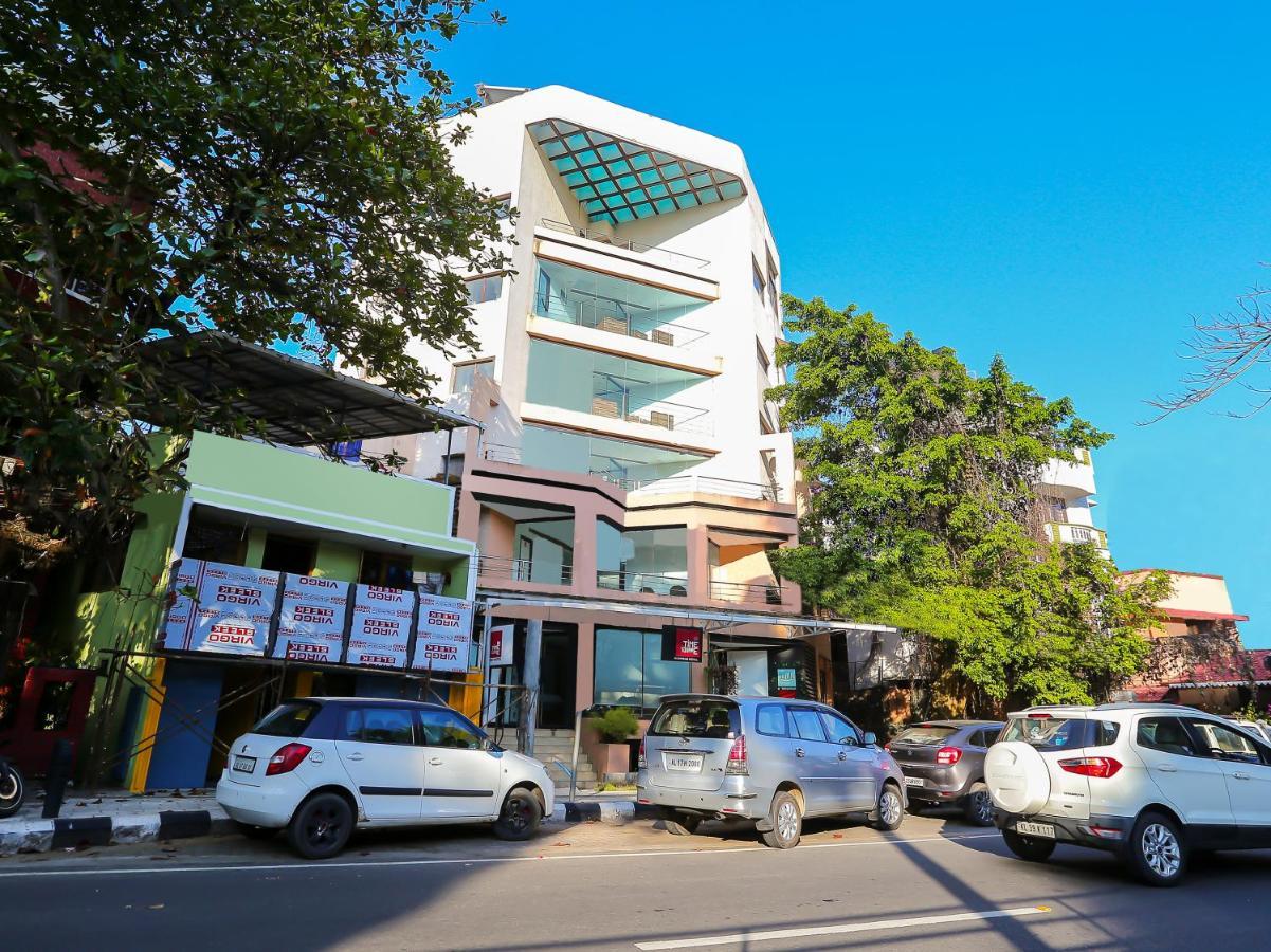 Готель Treebo Trend Time Square Marine Drive Kochi Екстер'єр фото